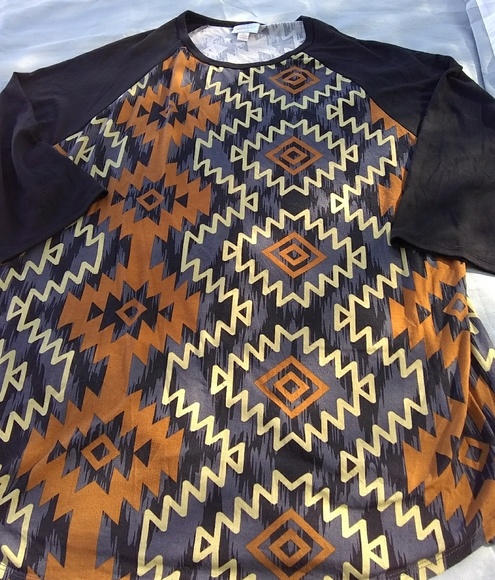 LuLaRoe Tops - 3XL lularoe top